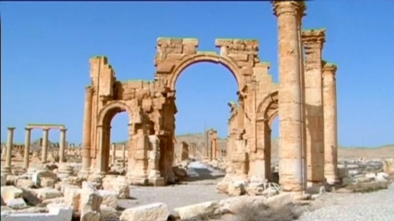 داعش یک طاق پیروزی در پالمیرا را منفجر کرد