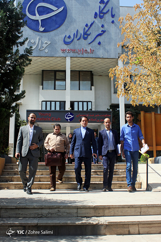 دعوت از سلمان رشدی در نمایشگاه فرانکفورت اقدامی غیرفرهنگی است
