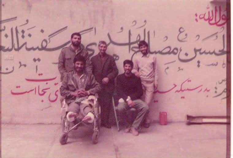 کمپین اینجا با شهدا/ here with martyrs campaign