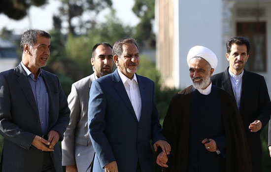 ثروتی: استیضاح آخوندی سیاسی نیست/ رسایی: آقای آخوندی! کیست که نداند سیاسی&zwnj;ترین وزیر کابینه شما هستید؟