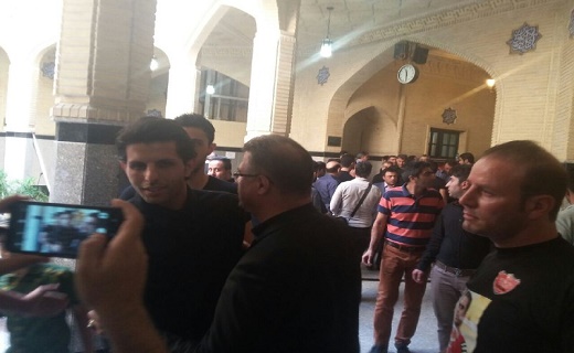 اظهارات احمدی&lrm;نژاد در مراسم ترحیم هادی نوروزی/ همسر ناصر حجازی هم آمد+ تصاویر
