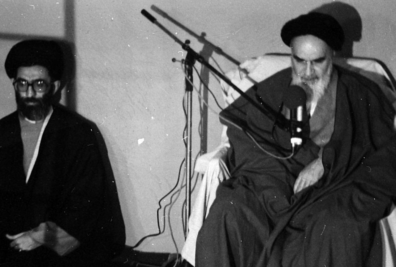 عکس های دیده نشده از ریاست جمهوری رهبرکبیر انقلاب