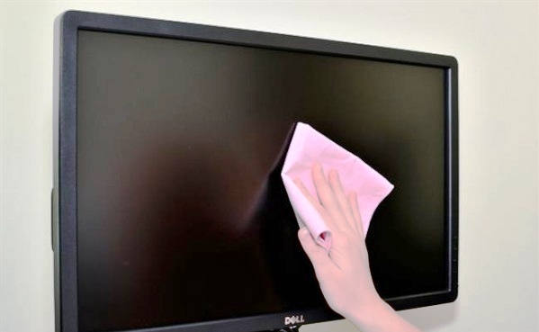 ترفندهایی برای تمیز کردن مانیتورهای LCD و LED شما + آموزش