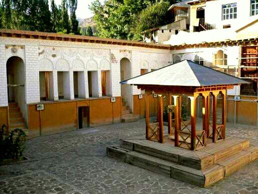 آرامگاه بزرگان تاریخ ایران را بشناسیم