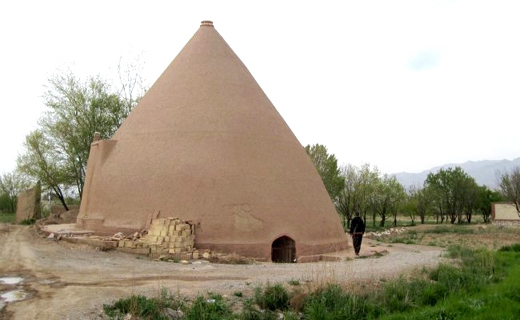 یخچالی از جنس آجر