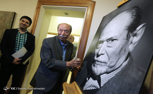 تقدیر شهردار تهران از بازیگر &laquo;هزار دستان&raquo;/ گلایه نصیریان از تعطیلی سالن سنگلج