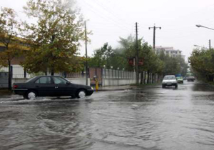 بارش باران آستارا را در آب فرو برد