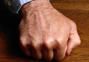 ریشه ضرب&zwnj;المثل &laquo;بزنم به تخته&raquo; چیست؟