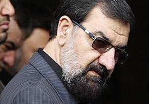 سرلشر "محسن رضایی" در منزل سردار شهید حسین همدانی حاضر شد