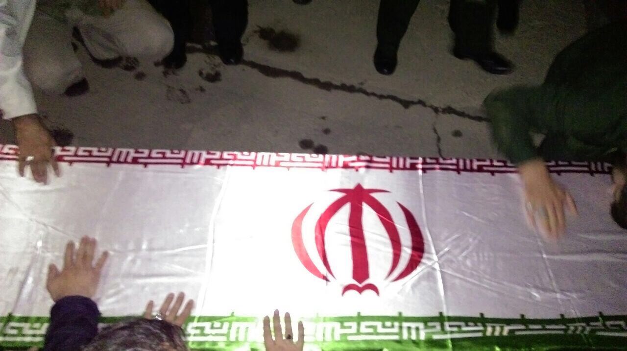 پیکر مطهر سردار شهید حسین همدانی وارد کشور شد