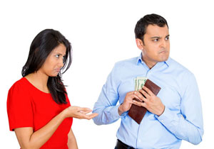 شوهر خسیس یا مقتصد؟ مسئله این است!