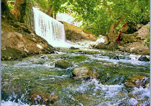 پاک سازی زباله ها  از چهره سراب گیان