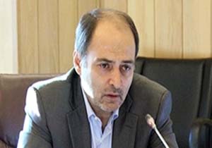 کی‌روش می‌تواند کت بپوشد یا اسپانسر بگیرد