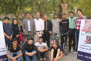 اجرای حرکات نمایشی برای فرشتگان آسمانی