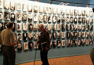 مرور زندگی و آثار خسرو سینایی از نگاه طیاب، فرخ نژاد و احمدی
