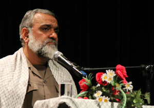 نباید به آمریکا اعتماد کرد/ شعار مرگ بر آمریکا یادگار شهداء و آرمان امام است