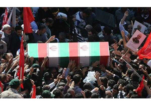 اقامه نماز بر پیکر سردار شهید همدانی توسط امام جمعه همدان