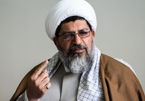 هشدار جدی به افراد سهل‌انگار نسبت به خطوط قرمز نظام / مگر گردن پاسداران زده شود که فرمان مقام معظم رهبری روی زمین بماند
