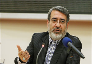 شهرداری تکلیف جمع‌آوری معتادان و متکدیان تهران را در اولویت قرار دهد