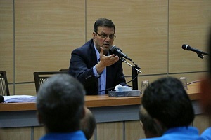 اسدی: رفتار هیجانی آفت فوتبال