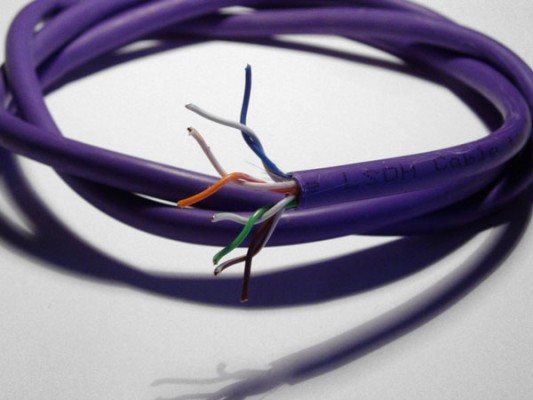 قدرت و پوشش wifi  خود را در منزل بالا ببرید +آموزش