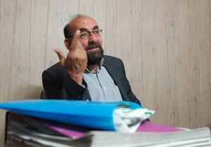 ناگفته‌های مردی که کارش رضایت‌ گرفتن است