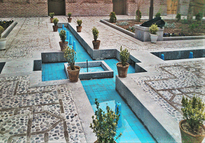سفر به سرزمین چهارفصل با «ایران»/ آشنایی مخاطبان با بسطام و کاروانسرای سعدالسلطنه