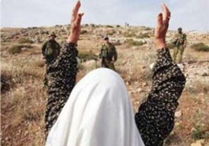 بیرون راندن یک خانواده 5 نفره فلسطینی از منزل‌شان