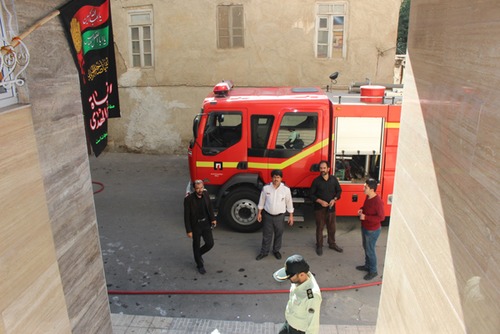 آتش نشانان فداکار ارومیه جان 20 نفر را نجات داد+عکس