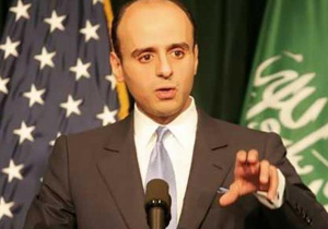 زعیم انقلابی در برابر رویکرد انفعالی