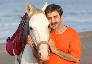 «من و زیبا»،  «سبز به رنگ زمرد»، «سجده عشق»، «ظهر روز دهم» و «راز عاشقی» از شبکه یک