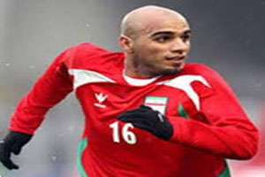 کلاه کج از دیدار با پدیده محروم شد