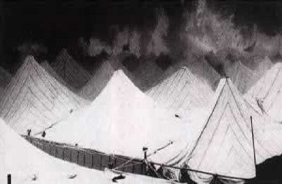 از کشتار با رگبار تا خفگی در تونل و آتش سوزی در خیمه حجاج