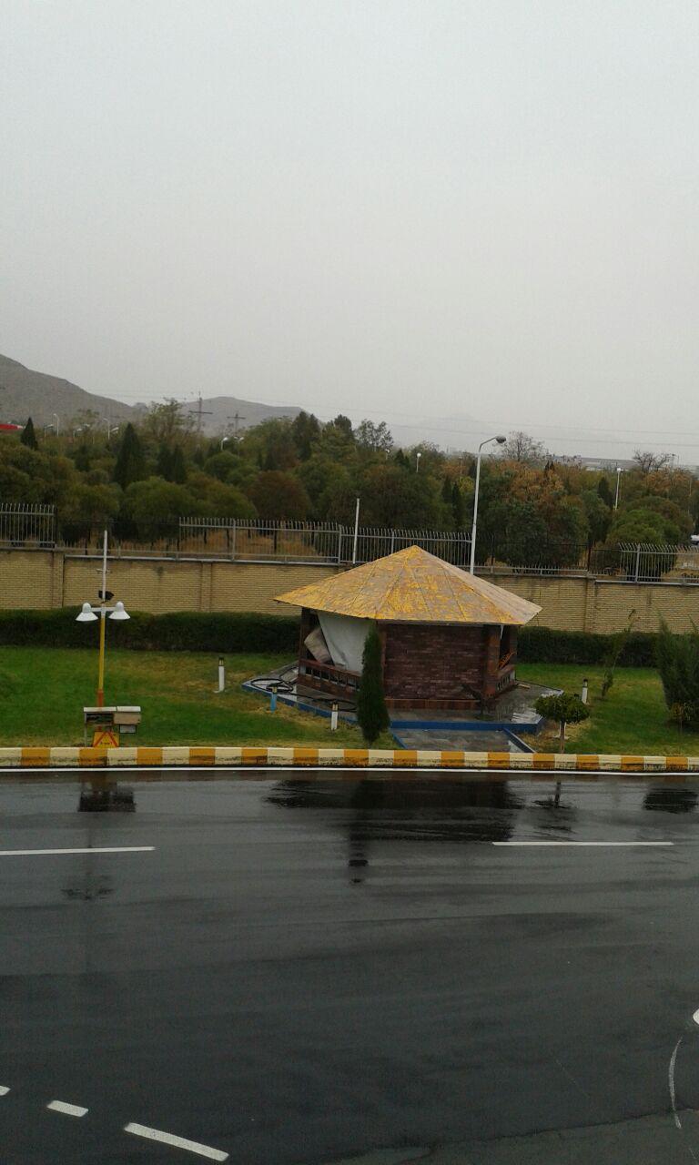 بارش باران پاییزی در اراک