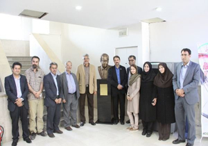 رونمایی سردیس دکتر "معتمدنژاد" در دانشگاه علامه