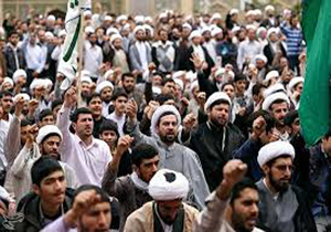 تجمع طلاب کرمانی در محکومیت بی کفایتی مسئولان عربستانی در برگزاری مناسک حج