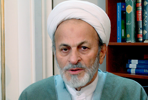 تمام دنیا عزادار بی لیاقتی عربستانی ها هستند/ کنفرانس اسلامی میتواند راهی برای مدیریت امور حج ارائه دهد