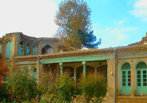 آغاز مرمت خانه تاریخی گودرزی در اشترینان
