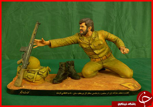استقبال از دو اثر ارزشمند با موضوع دفاع مقدّس در موزه آستان قدس رضوی+تصاویر