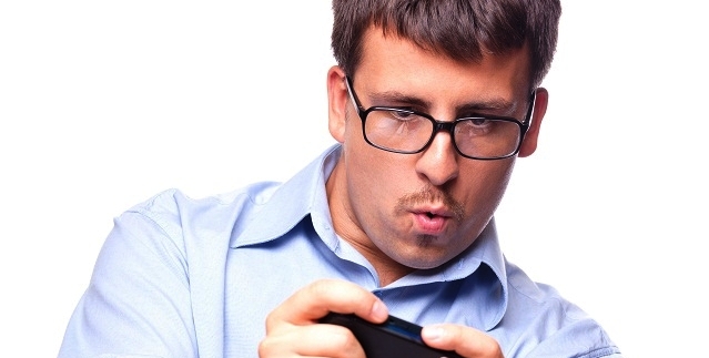 فقط بازی خورها تلفن همراه مورد علاقه شان را انتخاب کنند!!!!