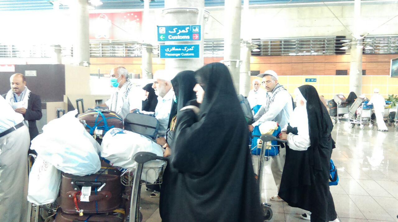 حجاج ایرانی به کشور بازگشتند