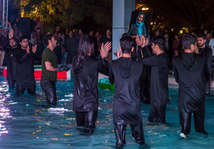 مدیرکل هنرهای نمایشی تمامی هنرمندان و مدیران را به دیدن «دریادلان» تشویق کرد