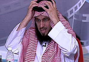 مبلغ وهابي: سر مجوس ها را له مي كنيم