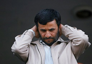 سریال ادامه دار رفتارهای احمدی نژاد و دوستانش که به شکایت منجر می‌شود/ پرونده