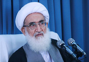 معرفی سه کتاب برای درک درست انقلاب