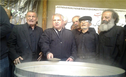 عزاداری علی پروین در ظهر تاسوعا + عکس