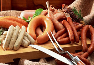 سوسیس و کالباس عامل اصلی ابتلا به سرطان