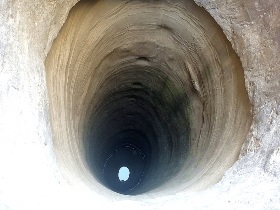 افت 5/2 متری آب چاههای بناب و انسداد 80 حلقه چاه غیر مجاز