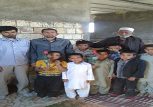 دیدار دانش آموزان عشایری ریگان با خانواده شهید جرجندی