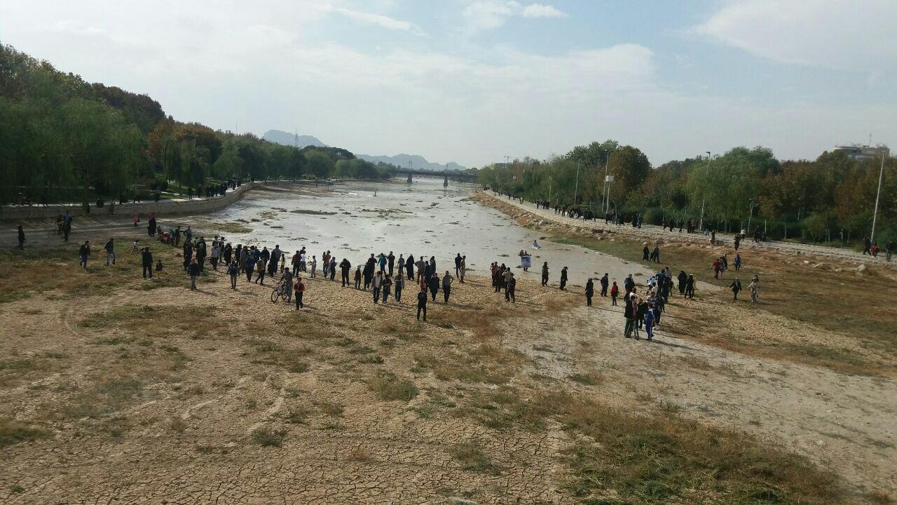 زاینده رود در قاب تصویر